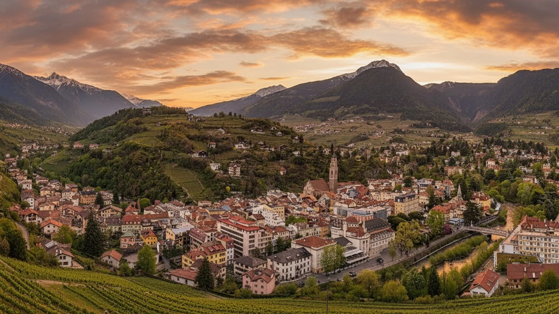 Il centro storico di Merano all'alba, vicino al Castello Principesco